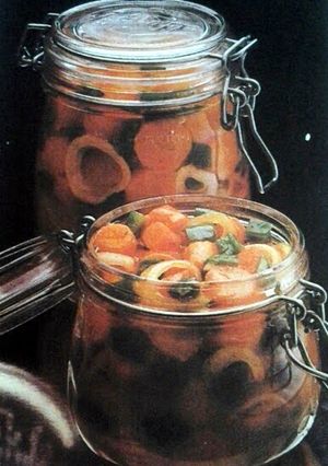 A picture of Carrot-Pepper Relish.