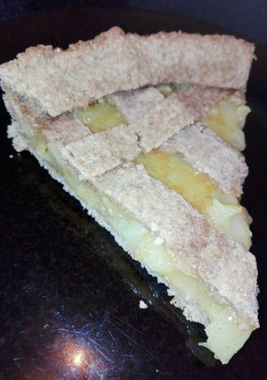 Una foto de Tarta integral de pera y manzana