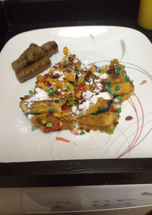 A picture of Fruity Pebble Crusted French Toast.
