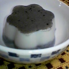 A picture of Black Sesame Pudding.