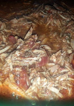 A picture of Crock pot roast tacos.