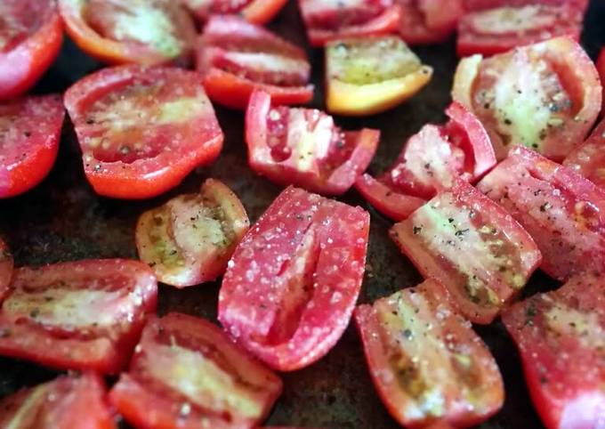 Easy oven roasted roma tomatoes