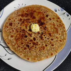 A picture of Sattu powder paratha.