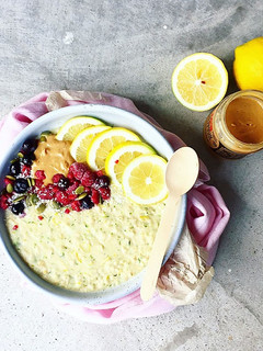 A picture of Lemon & Raspberry Oats with Cashew Butter.