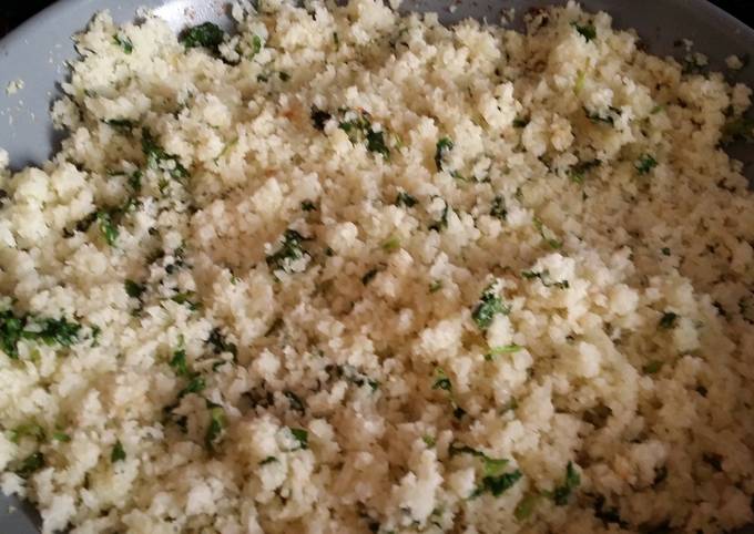 Step-by-Step Guide to Make Super Quick Homemade Paleo whole30 - Cilantro Lime Cauliflower Rice