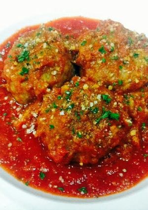A picture of Kanya's Meatballs.