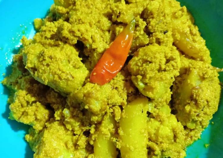 Aaloo gobi curry