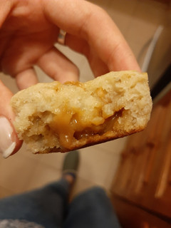 Una foto de Muffins de Banana y avena con corazón de Dulce de Leche