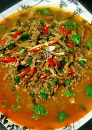 A picture of Spicy Sardine fish curry.