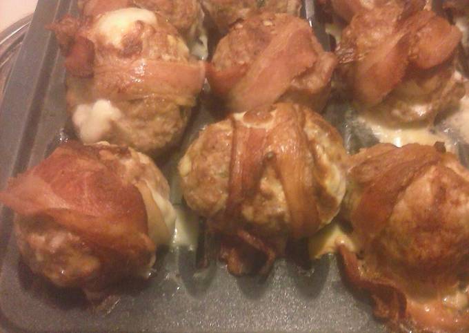 Brad's cheesey armidillo eggs