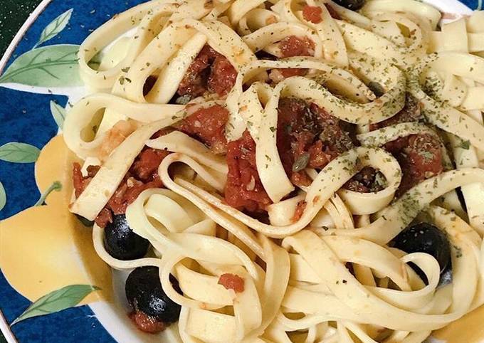 Simple Way to Make Any-night-of-the-week Pasta Puttanesca