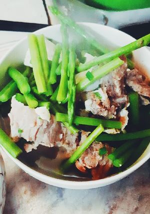 Hình của món Canh sườn nấu măng tây.