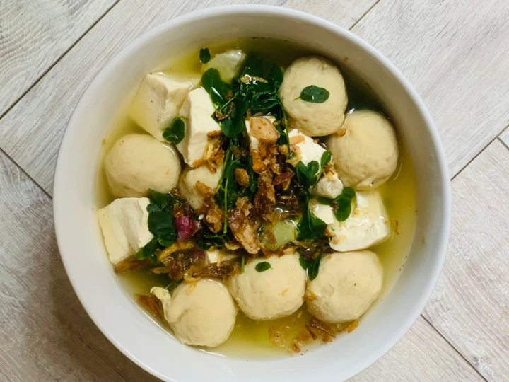 Cara Mudah Membikin Resep  Sup Baso Tahu daun kelor yang Bikin Ngiler, Lezat Sekali