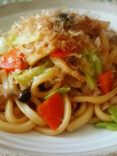 A picture of Easy and Delicious Soy Sauce-Based Yaki Udon.