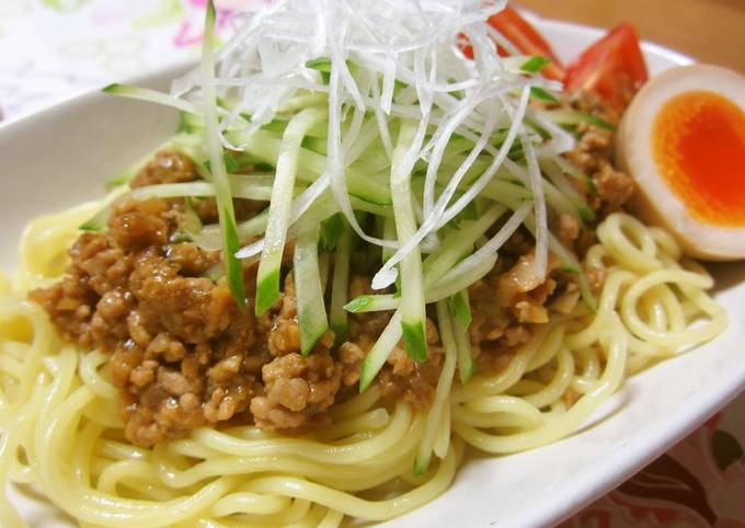 Recipe of Homemade Authentic Zhajiangmian with Meat and Miso