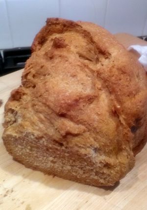 A picture of Rye Oat Bran Bread.