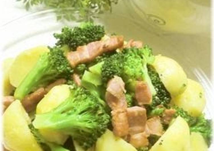 Steps to Prepare Favorite Warm Potato and Broccoli Salad