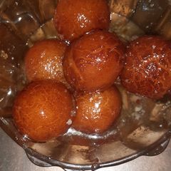 A picture of Gulabjamun.