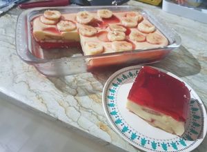 صورة لوصفة حلى الجيلي مع الكريم كراميل