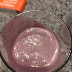 A picture of Salted Blueberries Smoothie.