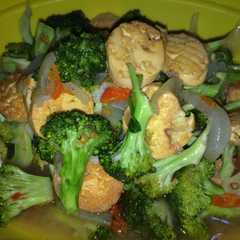 Cah Brokoli Tofu রেসিপির প্রধান ছবি