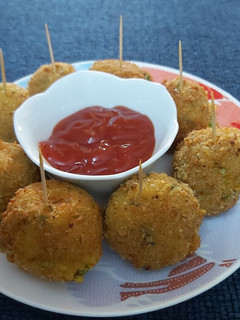 A picture of Potato lollipops.