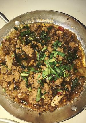 Hình của món Kho quẹt thịt bầm chấm rau luộc.