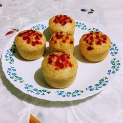 A picture of Steamed Vanilla Cup Cakes.