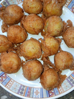 A picture of Yam balls.