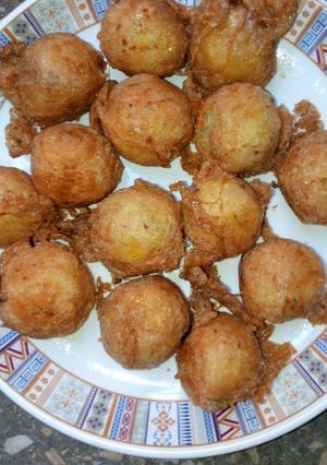 A picture of Yam balls.