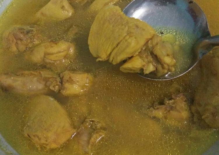 Bagaimana Membuat 8. Ayam Ungkep Rempah Empuk yang Lezat