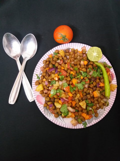 કાલા ચણા ચાટ રેસીપી મુખ્ય ફોટો