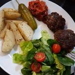 Bulgarian Fried Meatballs a.k.a Purjeni Kiufteta