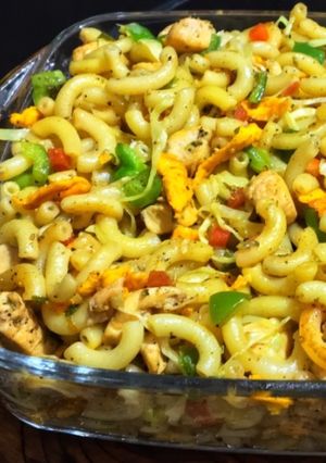 A picture of Chicken and veg macroni #ramadankitayari.