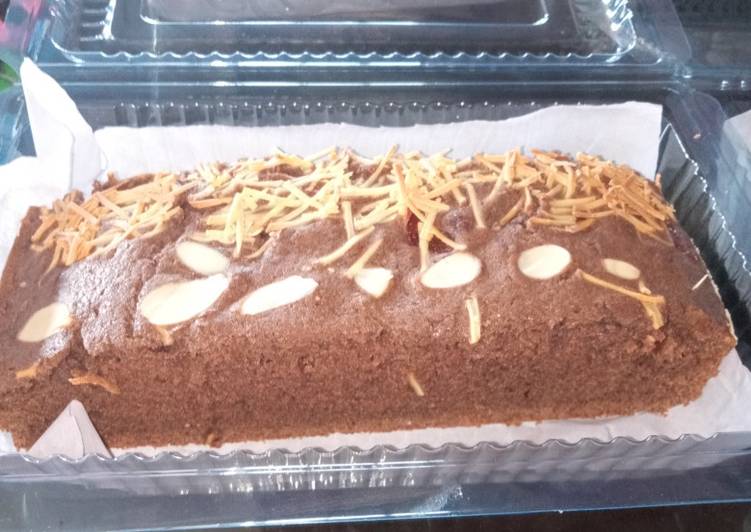 Langkah membuat Brownis cerry almond Resep dari Novel Resep Cherry legit