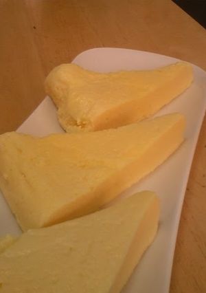 A picture of 2.5 Minute Cheesecake in the Microwave.