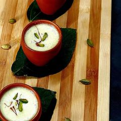 A picture of Hot Milk.