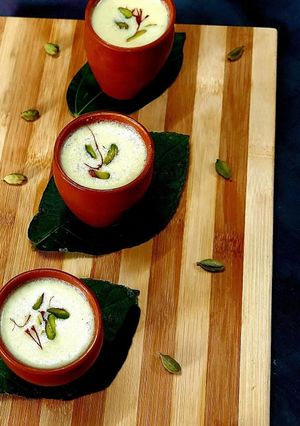 A picture of Hot Milk.