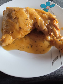 Una foto de Pollo a la cerveza