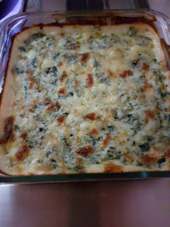 Una foto de Espinaca con salsa blanca gratinada