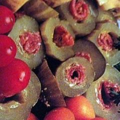 A picture of Pickle Sandwiches.