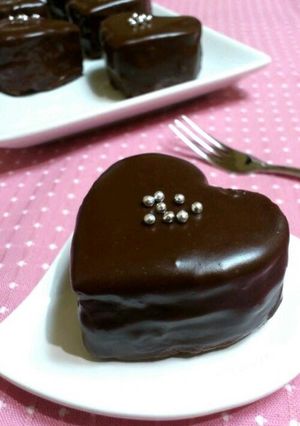 A picture of Heart-Shaped Petit Chocolate Cakes For Valentine's Day.