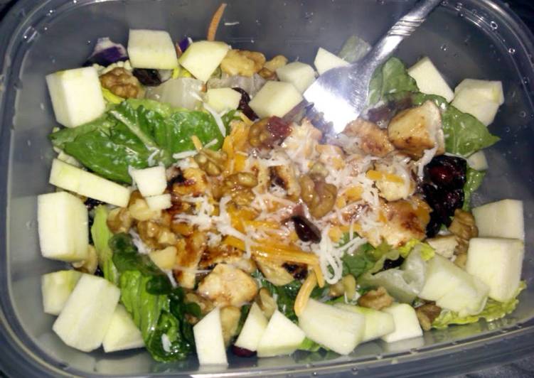 Steps to Prepare Perfect Apple cranberry chicken salad:)