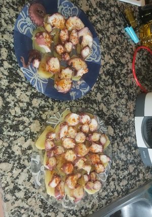 Una foto de Pulpo a la gallega