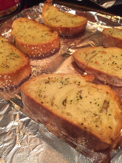 A picture of Garlic Bread.