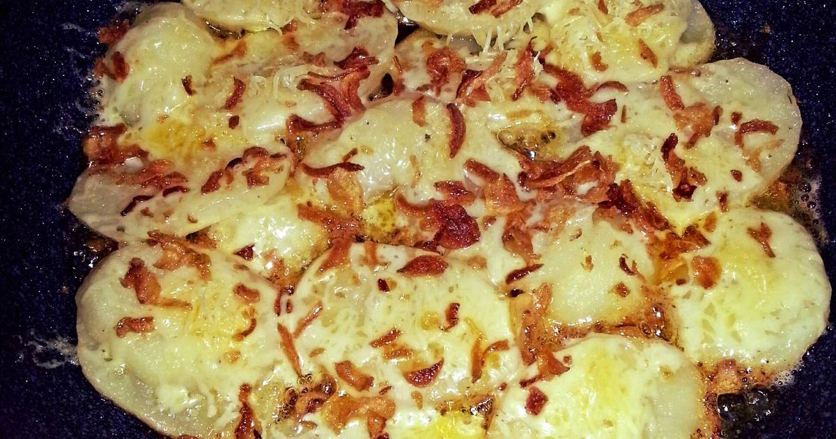 H's best crispy stove top potatoes Recipe by Hajni Cookpad