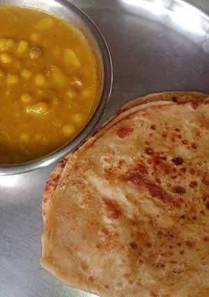 पीले मटर की घुघनी (pile matar ki ghugni recipe in Hindi) रेसिपी मुख्य फोटो