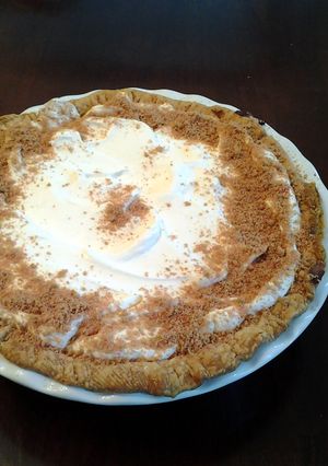 A picture of Creamy Custard Pumpkin Pie.