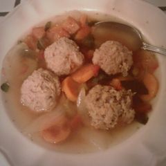 A picture of Albondigas.