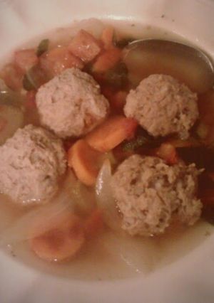 A picture of Albondigas.